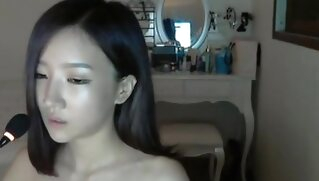 Hot korean babe on cam - PORNCAMLIFE COM big boobs amateur